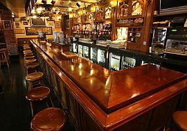 MUSKERRY-ARMS-BAR